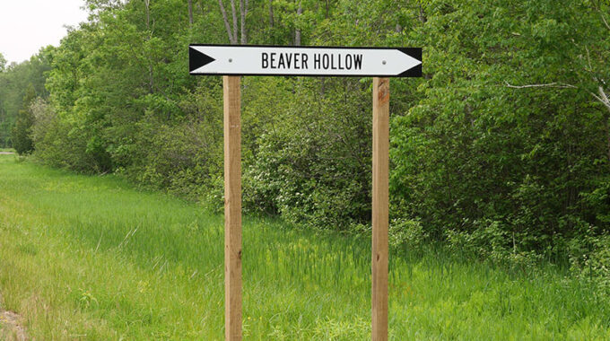 Beaver Hollow sign